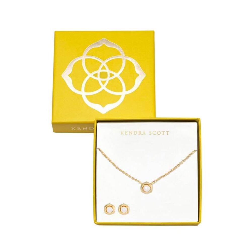 Leisel Mother of Pearl Stud Earrings Set and Pendant Necklace - Gold